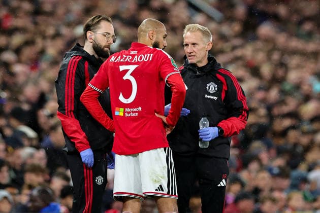 Carabao Cup round 3 Manchester United, ManU v Brighton & Hove Albion Noussair Mazraoui of Manchester United receives treatment during the Carabao Cup round 3 match Manchester United vs Brighton & Hove Albion at Old Trafford, Manchester, United Kingdom on 16 September 2026 (Photo by Mark Cosgrove News Images) Manchester Old Trafford Greater Manchester United Kingdom Copyright: xMarkxCosgrove NewsxImagesx
