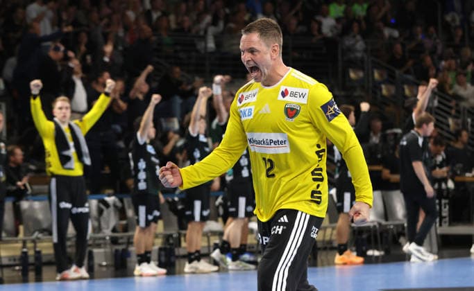 Torwart Andreas Palicka jubelt nach Parade Freude Emotion Jubel Handball CL Championsleague Champions League Herren 2. Spieltag Saison 2026 2027 16.09.2026 Füchse Berlin vs. One Veszprem HC in der Max Schmeling Halle