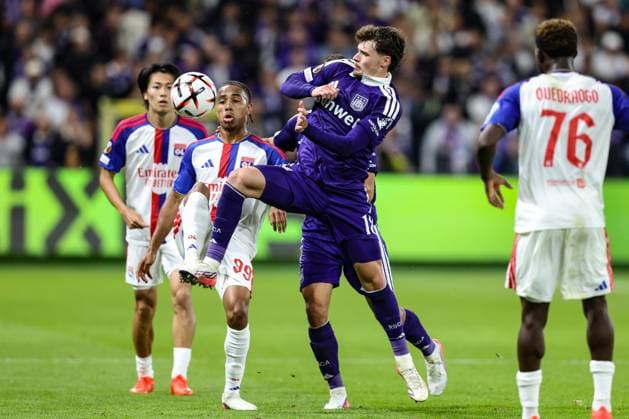 Anderlecht s Lukas Ambros is pictured in action during a soccer game between Belgian RSC Anderlecht and French Olympique Lyonnais, Wednesday 16 September 2026 in Brussels, on the first day (out of 8) of the league phase of the UEFA Europa League tournament. BRUNOxFAHY  x186659873x