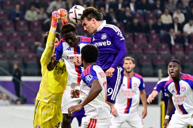 RSC Anderlecht v Olympique Lyon - UEFA Europa League ANDERLECHT, BELGIUM - SEPTEMBER 16 : Cvetkovic Mihajlo forward of RSC Anderlecht in action during the UEFA Europa League 2026 27 League Phase MD1 match between RSC Anderlecht and Olympique Lyon on September 16, 2026 in Anderlecht, Belgium, 16 09 2026 Anderlecht Belgium  Copyright: xJanxDexMeuleneirx