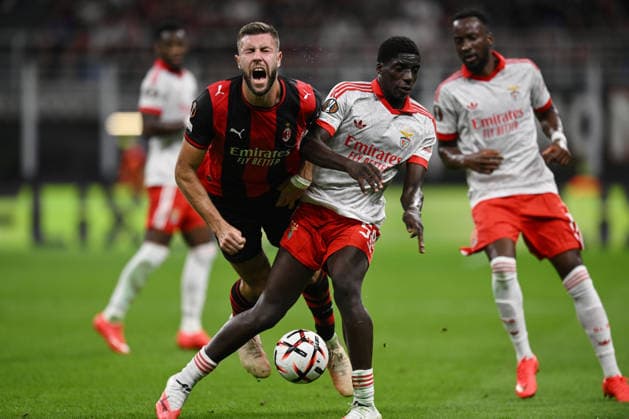 Ec Milano 16 09 2026 - Europa League Milan-Benfica foto Emanuele Comincini Image nella foto: Strahinja Pavlovic-Daniel Banjaqui 