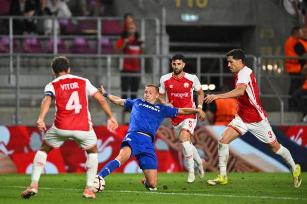 UEFA Europa League: Hapoel Beer-Sheva FC and GNK Dinamo Zagreb Luka Stojkovic plays during the UEFA Europa League game between Hapoel Beer-Sheva FC and GNK Dinamo, Giulesti Stadium in Bucharest, Romania, 16 September 2026. Alex Nicodim Imago Images Copyright: xx