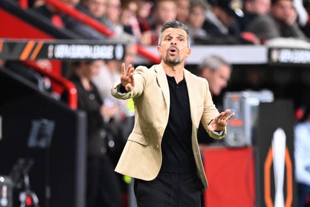 Trainer Zoran ZELJKOVIC (NK Celje) gibt Anweisungen an seine Spieler,, Gestik, Geste, gestikuliert, Bayer Leverkusen - NK Celje Fussball UEFA Europa League 1. Spieltag, matchday1, am 16.09.2026 in Leverkusen Deutschland. UEFA regulations prohibit any use of photographs as image sequences and or quasi-video Â