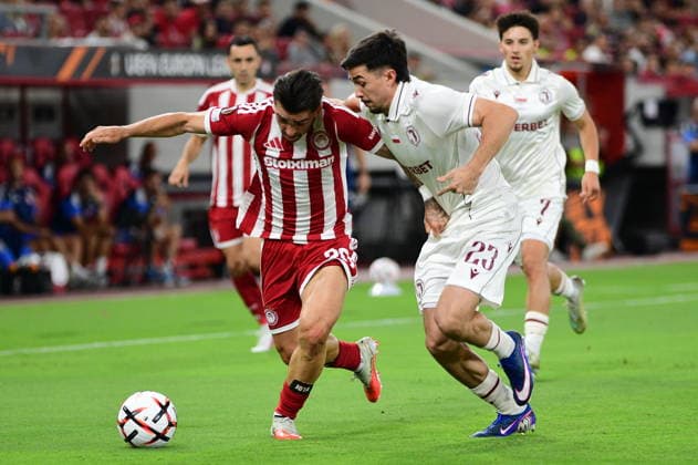UEFA Europa League - Olympiacos FC vs Jagiellonia BiaÅ‚ystok - Joao Silva of Olympiacos FC in action against Guilherme Montoia of Jagiellonia BiaÅ‚ystok during the UEFA Europa League Phase matchday 1 soccer match between Olympiacos FC and Jagiellonia BiaÅ‚ystok at the Georgios Karaiskakis Stadium in Piraeus, Greece, 16 September 2026. IMAGO ONE INCH PRODUCTIONS PIRAEUS GREECE Copyright: xONExINCHxPRODUCTIONSx 7088898