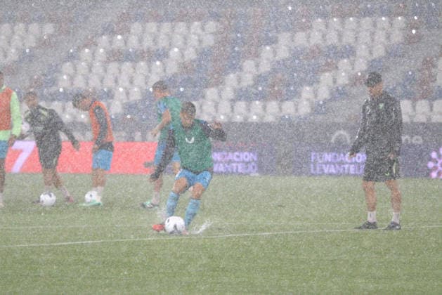 ESP: LaLiga EA Sports UD Levante v Athletic Club Bilbao Match suspended due to weather conditions caused by heavy rain, LaLiga EA Sports, between UD Levante v Athletic Club played at Ciudad de Valencia Stadium in Valencia on September 16, 2026 in Spain; Valencia Spain Futbol Copyright: xAgenciaxLOFx