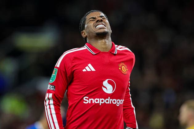 Carabao Cup round 3 Manchester United, ManU v Brighton & Hove Albion Marcus Rashford of Manchester United reacts after a missed chance on goal during the Carabao Cup round 3 match Manchester United vs Brighton & Hove Albion at Old Trafford, Manchester, United Kingdom on 16 September 2026 (Photo by Mark Cosgrove News Images) Manchester Old Trafford Greater Manchester United Kingdom Copyright: xMarkxCosgrove NewsxImagesx