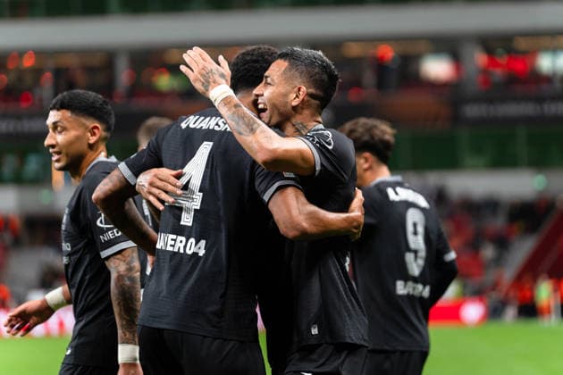 UEFA Europa League 2026 2027, Bayer 04 Leverkusen vs. NK Celje, 1. Spieltag, Mittwoch, 16.09.2026 BayArena (Nordrhein-Westfalen, Deutschland) Tor zum 2:0 durch Facundo Medina Jubel Freude Emotionen Torjubel Jarell Quansah Copyright: xCelinaxLeiersx