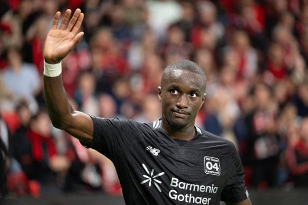 Moussa Diaby 19 (Bayer 04 Leverkusen) winkt den Fans nach seiner Auswechslung, Bayer 04 Leverkusen vs. NK Celje, Fussball, UEFA Europa League, Gruppenphase, 2026 2027, 16.09.2026 Leverkusen Nordrhein-Westfalen Deutschland