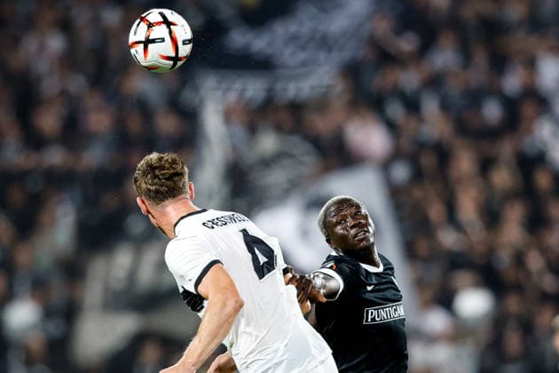 SOCCER - UEFA EL, Sturm vs Rennais GRAZ,AUSTRIA,16.SEP.26 - SOCCER - UEFA Europa League, Sturm Graz vs Stade Rennais FC. Image shows Charlie Richard Cresswell (Rennais) and Oumar Diakite (Sturm).  GEPAxpictures xJamesxDoak