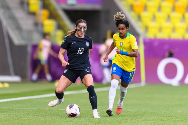 Brazil v United States - FIFA U-20 Women s World Cup Katowice, Poland - September 16: Linda Ullmark of United States (L) plays against Dudinha of Brazil (R) during the FIFA U-20 Women s World Cup Round of 16 match between Brazil and United States at Arena Katowice on September 16, 2026 in Katowice, Poland Copyright: xLatinxSportxImagesx