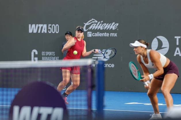 WTA, Tennis Damen GUADALAJARA OPEN 2026 WTA GUADALAJARA OPEN 2026 16092026 GUADALAJARA, JALISCO. Action photo of Irina Jromachova and Caroline Dolhide, during a match of the WTA Guadalajara Open 2026, held at the Centro Panamericano de Tenis of Guadalajara, Jalisco, Mexico. Foto de accion de Irina Jromachova y Caroline Dolhide, durante juego del WTA Guadalajara Open 2026 celebrado en el Centro Panamericano de Tenis de Guadalajara, Jalisco, Mexico PHOTO BY IMAGENSHOP AGENCIA FOTOGRAFICA GUADALAJARA JALISCO MEXICO Copyright: xIMAGENSHOPxAGENCIAxFOTOGRAFICAx