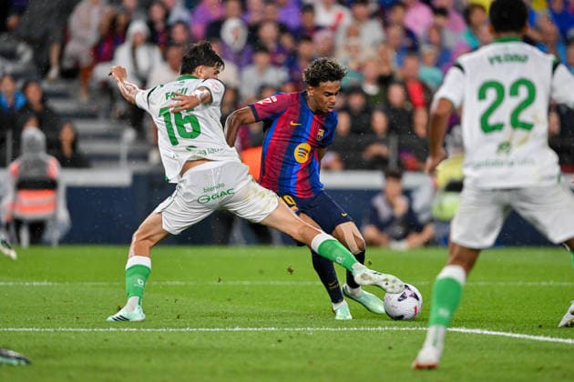 FC Barcelona, Barca v REAL RACING CLUB SPOTIFY CAMP NOU. BARCELONA Sep 16,2026 FC BARCELONA vs REAL RACING CLUB SANTANDER SEP 16 ,2026 Lamine Yamal (10) of FC Barcelona during the match between FC Barcelona and Real Racing Club corresponding to the sixth day of La Liga EA Sports at at Spotify Camp Nou in Barcelona, Spain. Barcelona ESP Copyright: xS.xRosx