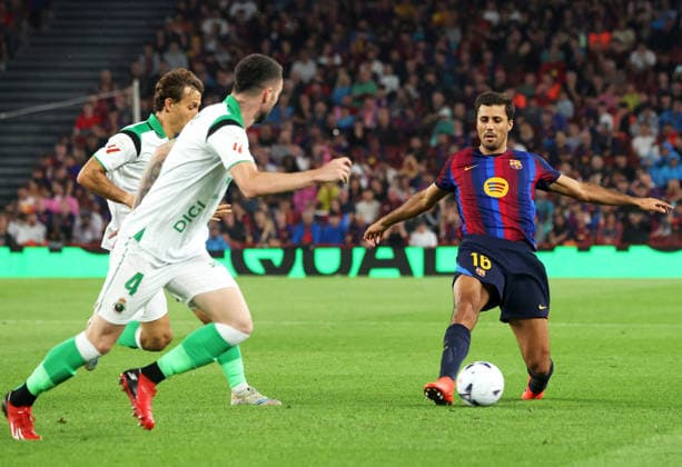 FC Barcelona, Barca v Real Racing Club de Santander - LaLiga EA Sports 2026 27 Rodri plays during the match between FC Barcelona and Real Racing Club de Santander, corresponding to week 6 of LaLiga EA Sports 2026-27, played at the Spotify Camp Nou in Barcelona, on September 16, 2026. Barcelona Barcelona Spain  Copyright: xUrbanandsportx originalFilename:valls-fcbarcel260916_npESq.jpg