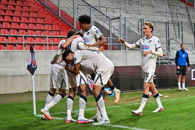 3. Liga; FC Ingolstadt - TSG 1899 Hoffenheim II; 16.09.2026 INGOLSTADT, GERMANY; 16. SEPTEMBER: Jubel der Gäste nach dem Treffer zum 1-2 durch Jykese FIELDS (TSG Hoffenheim II 11) Tor Torschuetze Freude Happy während dem Match der 3. Liga zwischen dem FC Ingolstadt und der zweiten Mannschaft der TSG Hoffenheim am 6. Spieltag im Audi Sportpark Copyright: xBEAUTIFULxSPORTS Goldbergx