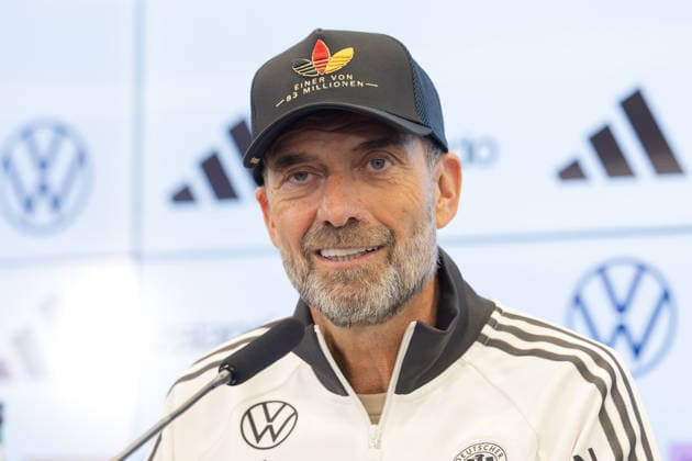 Nominierungs-PK UEFA Nations League 2026 2027 mit Bundestrainer Jürgen Klopp Bundestrainer Jürgen Klopp spricht zu den Journalistinnen und Journalisten. Pressekonferenz auf dem DFB-Campus in Frankfurt am Main am 17. September 2026., Frankfurt am Main Hessen Deutschland DFB-Campus
