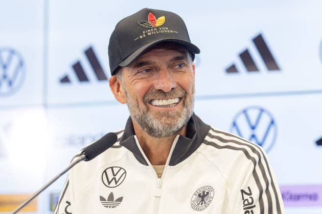 Nominierungs-PK UEFA Nations League 2026 2027 mit Bundestrainer Jürgen Klopp Bundestrainer Jürgen Klopp spricht zu den Journalistinnen und Journalisten. Pressekonferenz auf dem DFB-Campus in Frankfurt am Main am 17. September 2026., Frankfurt am Main Hessen Deutschland DFB-Campus