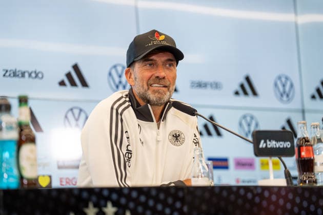 17.09.2026, GER, Nominierungs-Pressekonferenz UEFA Nations League 2026 2027 - mit Bundestrainer Jürgen Klopp Jürgen Klopp (Bundestrainer Chef-Trainer, Deutschland) lacht, hat gute Laune, grinst, Gestik, Mimik, Emotionen Frankfurt DFB-Campus Frankfurt Deutschland Copyright: xnordphotoxGmbHx xChristianxSchulzex