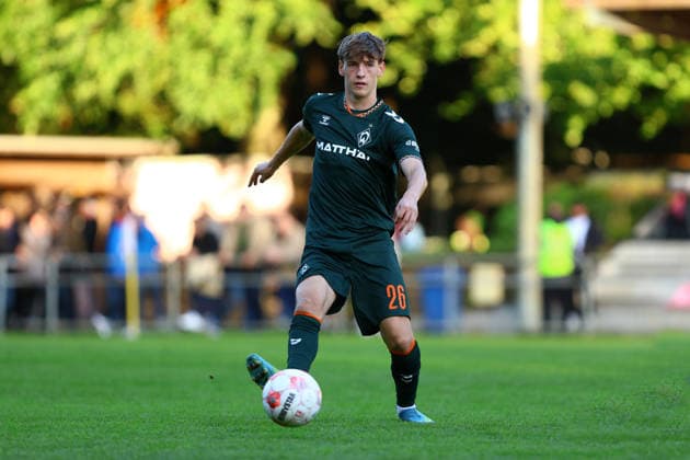 26 Luca Höcker (SV Werder Bremen U23) Fußball I Herren I Regionalliga Nord I Saison 2026-2027 I 9. Spieltag I Eimsbütteler TV - SV Werder Bremen U23 I 16.09.2026 I Sportpark Hinschenfelde