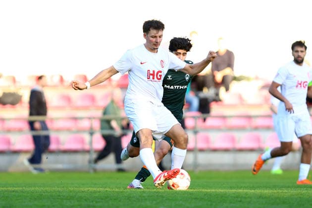 23 Jasper Hölscher (Eimsbütteler TV) Fußball I Herren I Regionalliga Nord I Saison 2026-2027 I 9. Spieltag I Eimsbütteler TV - SV Werder Bremen U23 I 16.09.2026 I Sportpark Hinschenfelde