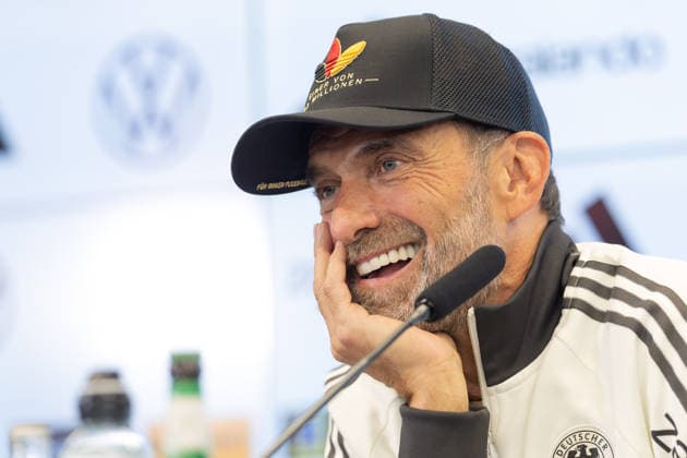 Nominierungs-PK UEFA Nations League 2026 2027 mit Bundestrainer Jürgen Klopp Bundestrainer Jürgen Klopp spricht zu den Journalistinnen und Journalisten. Pressekonferenz auf dem DFB-Campus in Frankfurt am Main am 17. September 2026., Frankfurt am Main Hessen Deutschland DFB-Campus