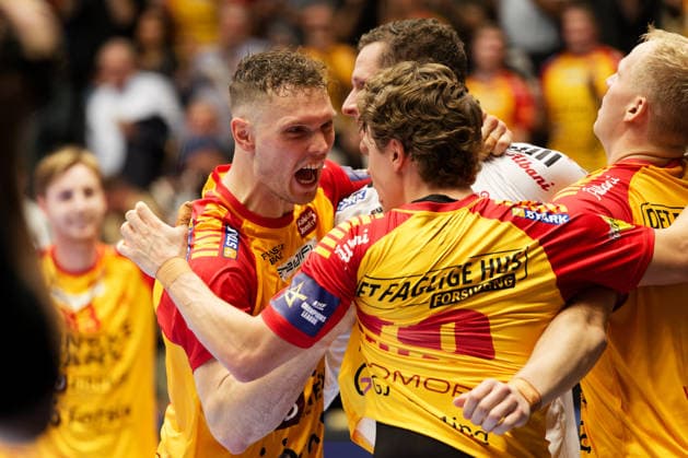 GOG v Pick Szeged, EHF Champions League Handball, Svendborg, Denmark Svendborg, Denmark. 16th, September 2026. Nicolai Pedersen of GOG seen in celebration with the team mates at the EHF Champions League match between GOG and Pick Szeged at Arena Svendborg in Svendborg. Denmark, Svendborg, Arena Svendborg  Copyright: xGonzalesxPhoto LauxNielsenx