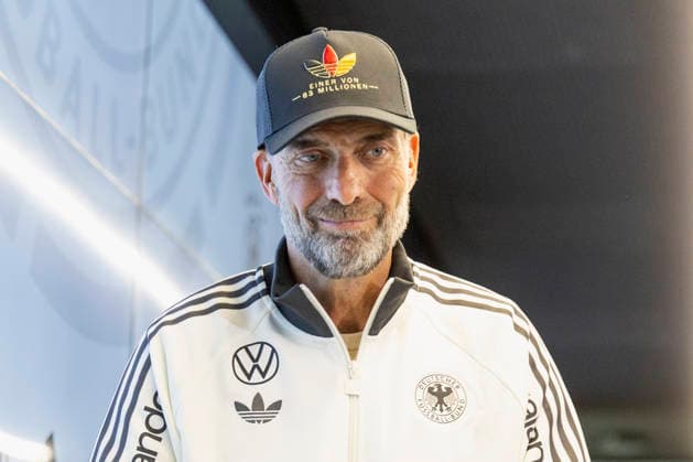 Bundestrainer Jürgen Klopp bei der Nominierungs-Pressekonferenz zur UEFA Nations League 2026 2027 der deutschen Fußball-Nationalmannschaft in Frankfurt am Main, Deutschland, am 17. September 2026. Germany head coach Jürgen Klopp at the squad announcement press conference, PK, Pressekonferenz for the UEFA Nations League 2026 2027 of the German national football team in Frankfurt am Main, Germany, on September 17, 2026. DFB DFL REGULATIONS PROHIBIT ANY USE OF PHOTOGRAPHS AS IMAGE SEQUENCES AND OR QUASI-VIDEO, Copyright: HMBxMedia xHeikoxBecker