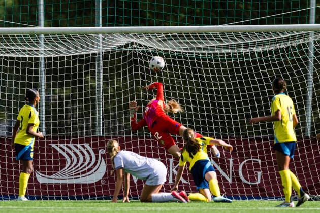 260917 Emilie Christine Haugan of Norway scores the 2-0 goal behind goalkeeper Felicia Werner Bergström of Sweden during the under 15 friendly match between Norway and Sweden on September 17, 2026 in Lorenskog. Photo: Marius Simensen BILDBYRAN COP 238 bbeng dam football fotball fotboll norge norway soccer sverige sweden treningskamp Copyright: MARIUSxSIMENSEN BB260917BB182
