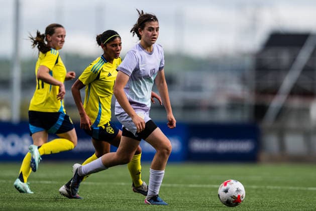 260917 Mia Ibrahim Mabrouk el Sayeed of Norway during the under 15 friendly match between Norway and Sweden on September 17, 2026 in Lorenskog. Photo: Marius Simensen BILDBYRAN COP 238 bbeng dam football fotball fotboll norge norway soccer sverige sweden treningskamp Copyright: MARIUSxSIMENSEN BB260917BB194