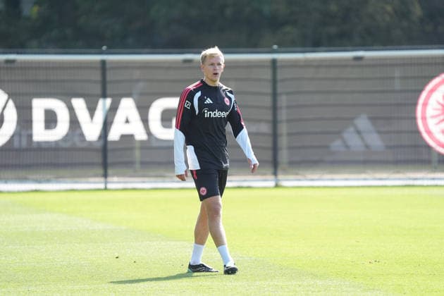 Jonathan Burkardt (Eintracht Frankfurt) - 17.09.2026 Bundesliga, Saison 26 27: Eintracht Frankfurt Training