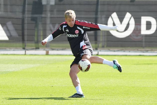 Jonathan Burkardt (Eintracht Frankfurt) - 17.09.2026 Bundesliga, Saison 26 27: Eintracht Frankfurt Training