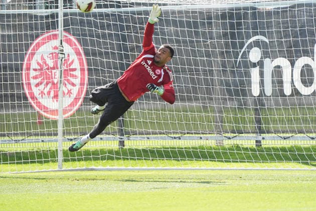 Torwart Noah Atubolu (Eintracht Frankfurt) - 17.09.2026 Bundesliga, Saison 26 27: Eintracht Frankfurt Training