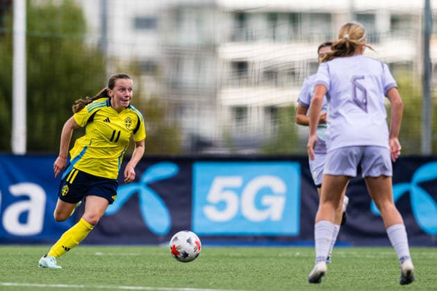 260917 Stina Wigzell of Sweden during the under 15 friendly match between Norway and Sweden on September 17, 2026 in Lorenskog. Photo: Marius Simensen BILDBYRAN COP 238 bbeng dam football fotball fotboll norge norway soccer sverige sweden treningskamp Copyright: MARIUSxSIMENSEN BB260917BB202