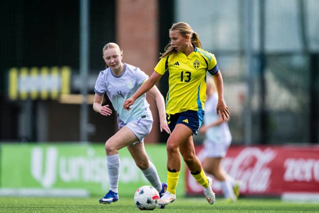 260917 Tove Schlyter of Sweden during the under 15 friendly match between Norway and Sweden on September 17, 2026 in Lorenskog. Photo: Marius Simensen BILDBYRAN COP 238 bbeng dam football fotball fotboll norge norway soccer sverige sweden treningskamp Copyright: MARIUSxSIMENSEN BB260917BB229
