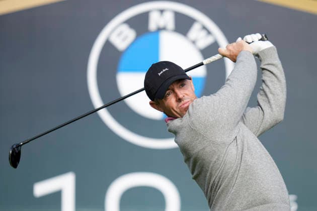 VIRGINIA WATER, ENGLAND - SEPTEMBER 17: Rory McIlroy (IRE) plays from the 18th tee during Round 1 at the BMW PGA, Golf Herren Championship at Wentworth Golf Club, Virginia Water on September 17, 2026 in Surrey, England The BMW PGA Championship