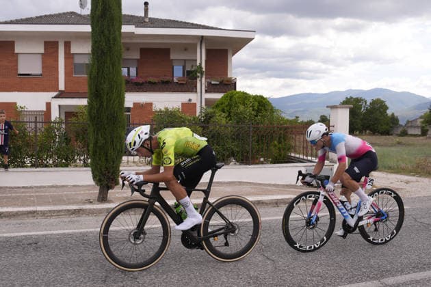Italy s Filippo D Aiuto of General Store - Essegibi - F.lli Curia and Italy s Manuel Oioli of Swatt Club during the Giro d™Abruzzo, stage 3 from Oricola - Piana del Cavaliere to San Benedetto dei Marsi (159 km) - Abruzzo, Italy - Thursday, September 17, 2026. - cycling.  Copyright: xFabioxFerrari LaPressex
