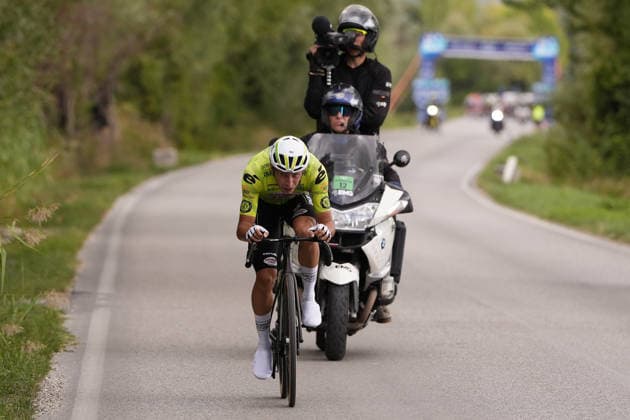 Italy s Filippo D Aiuto of General Store - Essegibi - F.lli Curia celebrates as he cycles to the finish line to win he Giro d™Abruzzo, stage 3 from Oricola - Piana del Cavaliere to San Benedetto dei Marsi (159 km) - Abruzzo, Italy - Thursday, September 17, 2026. - cycling.  Copyright: xFabioxFerrari LaPressex