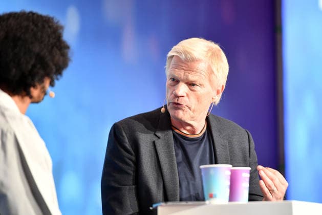 17.09.2026, xhbx, Wirtschaft Messe, fithea - Vortrag Oliver Kahn Beyond Sucess v.l. Torwartlegende Oliver Kahn Offenbach