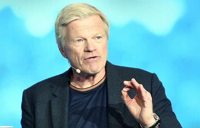 17.09.2026, xhbx, Wirtschaft Messe, fithea - Vortrag Oliver Kahn Beyond Sucess v.l. Torwartlegende Oliver Kahn Offenbach