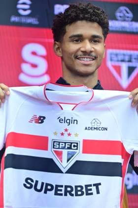 SuperCT Sao Paulo (SP), 09 17 2026 - SPORTS FOOTBALL-SAO PAULO - Presentation of player Pedro Lima, accompanied by football director Rafinha, as the new Sao Paulo player, held in the press room of SuperCT, in Sao Paulo, on the afternoon of Thursday, September 17 (Photo: Eduardo Carmim Photo Premium SPP) 30930 (Eduardo Carmim SPP) Copyright: xEduardoxCarmimx xSPPx spp-en-EdCa-eduardo_carmim_photo_premium_507534
