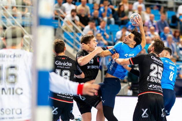 Plock 17.09.2026. Handball EHF Champions League match between ORLEN Wisla Plock and MT Melsungen in Plock, Poland --- EHF Champions League mecz ORLEN Wisla Plock - MT Melsungen w Plocku Persons Shown : Florian Drosten Reynir Thor Stefansson Gergo Fazekas Olle Forsell Schefvert Fot. Kai Taller Arena Akcji NEWSPIX.PL --- newspix.pl 