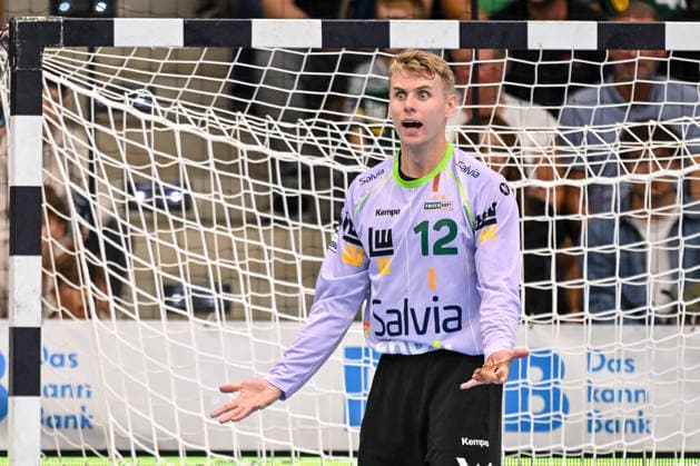 Goeppingen, Deutschland, 17.09.26: Torwart Kristian Savers (FRISCH AUF! Goeppingen) gestikuliert, gestik waehrend des Opel Handball Bundesliga Spiels zwischen FRISCH AUF! Goeppingen vs Rhein-Neckar Loewen in der EWS Arena am 17. September 2026 in Goeppingen, Deutschland. (Foto von Harry Langer DeFodi Images) Goeppingen, Germany, 17.09.26: Torwart Kristian Savers (FRISCH AUF! Goeppingen) gestures during the Opel Handball Bundesliga match between FRISCH AUF! Goeppingen vs Rhein-Neckar Loewen at EWS Arena on September 17, 2026 in Goeppingen, Germany. (Photo by Harry Langer DeFodi Images) (Photo by Harry Langer DeFodi Images) -