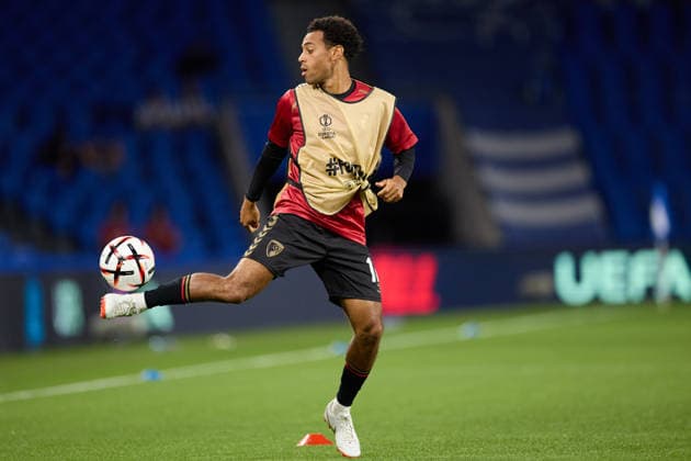 September 17, 2026, San Sebastian, Guipuzcoa, Spain: Tyler Adams of AFC Bournemouth warms up prior to the UEFA Europa League 2026 27 League Phase MD1 match between Real Sociedad and AFC Bournemouth at Anoeta on September 17, 2026, in San Sebastian, Spain. Real Sociedad V AFC Bournemouth - UEFA Europa League 2026 27 League Phase MD1  - ZUMAa181 20260917_zaa_a181_060 Copyright: xRicardoxLarreinax