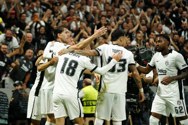 September 17, 2026, Besiktas, Istanbul, Turkey: Dusan Vlahovic (L) of Besiktas celebrates after goal scored by ÄÂ°lhan Fakili during the UEFA Europa League - League Phase, Matchday 1 - football match between Besiktas and Olympique de Marseille at Besiktas Park in Istanbul, Turkey, on September 17, 2026. UEFA Europa League - Besiktas V Olympique De Marseille  - ZUMAu194 20260917_zip_u194_014 Copyright: xTolgaxUluturkx