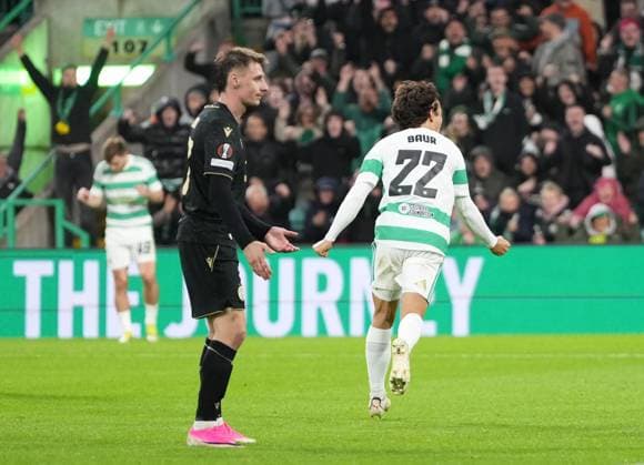 Mika Baur of Celtic celebrates scoring to tie the game 1-1 Celtic v Ferencvaros, UEFA Europa League, Football, matchday 1, Celtic Park, Glasgow, Scotland, UKGlasgow Celtic Park Scotland United Kingdom  Copyright: xStuartxWallace Shutterstockx 17156106ad