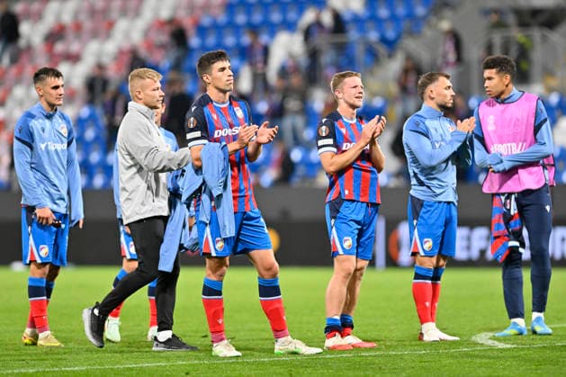Football UEFA Europe League, 1st round match, Viktoria Plzen vs. Union Saint-Gilloise in Pilsen, Czech Republic, September 17, 2026. Disappointed football players of FC Viktoria Plzen. (CTKxPhoto MiroslavxChaloupka) CTKPhotoP2026091709189  CTKPhotoP2026091709189