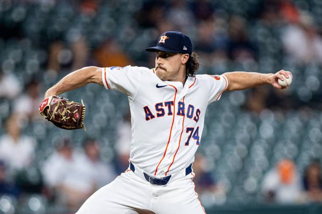 September 17, 2026, Houston, Texas, USA: Houston Astros pitcher BRYAN KING (74) pitches during the first inning against the Kansas City Royals at Daikin Park. Houston USA - ZUMAh306 20260917_zsp_h306_007 Copyright: xOscarxHerrerax