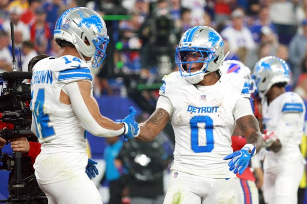 Detroit Lions vs Buffalo Bills ORCHARD PARK, NEW YORK - SEPTEMBER 17: Running back Jahmyr Gibbs (0) of the Detroit Lions celebrates his touchdown during an NFL, American Football Herren, USA football game between the Detroit Lions and the Buffalo Billsat Highmark Stadium in Orchard Park, New York, USA, on Thursday, September 17, 2026 Orchard Park New York United States  Copyright: xAmyxLemusx originalFilename:lemus-detroitl260917_npGw4.jpg