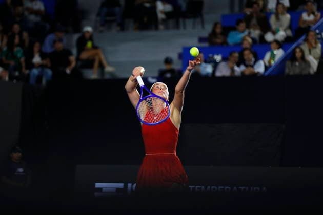 Guadalajara Open tennis tournament Marta Kostyuk of Ukraine serves against Liudmila Samsonova of Russia in a quarterfinal match at the Guadalajara Open WTA, Tennis Damen 500 in Guadalajara, Mexico, 17 September 2026. GUADALAJARA Mexico  Copyright: xFRANCISCOxGUASCOx