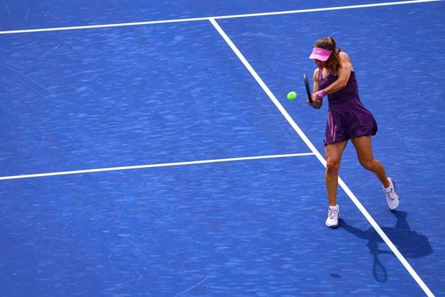 September 17, 2026: TO-45153- GUADALAJARA 2026. .La estadounidense Iva Jovic dio un paso m& xe1;s en la defensa de su t& xed;tulo en el Guadalajara Open 2026, luego de imponerse a la turca Zeynep S& xf6;nmez por 7-6(5) y 6-4, en los octavos de final del torneo disputado sobre la cancha dura del Centro Panamericano de Tenis. Jovic, segunda sembrada y campeona de la edici& xf3;n anterior, tuvo que emplearse a fondo ante una combativa S& xf6;nmez, pero respondi& xf3; en los momentos decisivos para quedarse con la victoria en un encuentro de dos horas y ocho minutos. Con este resultado, la estadounidense asegur& xf3; su lugar en los cuartos de final y mantiene firme su intenci& xf3;n de repetir el campeonato en Guadalajara..Guadalajara, Jalisco. Clasos.com.mx - ZUMAcs4_ 20260917_faa_cs4_078 Copyright: xDiegoxMorenox