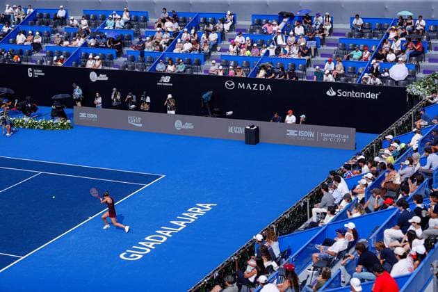 September 17, 2026: TO-45153- GUADALAJARA 2026. .La estadounidense Iva Jovic dio un paso m& xe1;s en la defensa de su t& xed;tulo en el Guadalajara Open 2026, luego de imponerse a la turca Zeynep S& xf6;nmez por 7-6(5) y 6-4, en los octavos de final del torneo disputado sobre la cancha dura del Centro Panamericano de Tenis. Jovic, segunda sembrada y campeona de la edici& xf3;n anterior, tuvo que emplearse a fondo ante una combativa S& xf6;nmez, pero respondi& xf3; en los momentos decisivos para quedarse con la victoria en un encuentro de dos horas y ocho minutos. Con este resultado, la estadounidense asegur& xf3; su lugar en los cuartos de final y mantiene firme su intenci& xf3;n de repetir el campeonato en Guadalajara..Guadalajara, Jalisco. Clasos.com.mx Sports News - September 17, 2026  - ZUMAcs4_ 20260917_faa_cs4_094 Copyright: xDiegoxMorenox